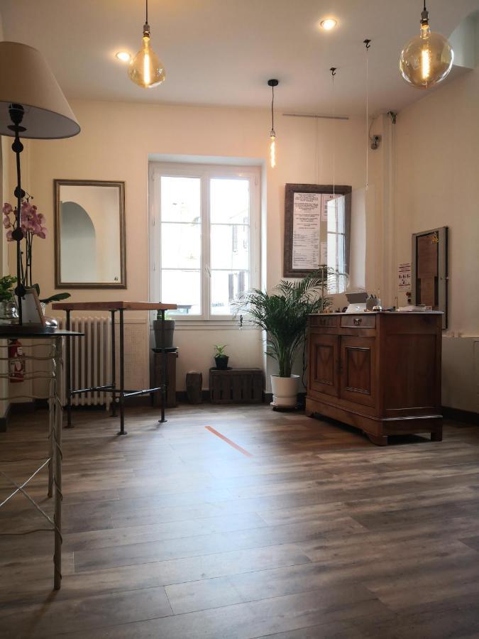 Grand Hotel De La Poste Salon-de-Provence Kültér fotó