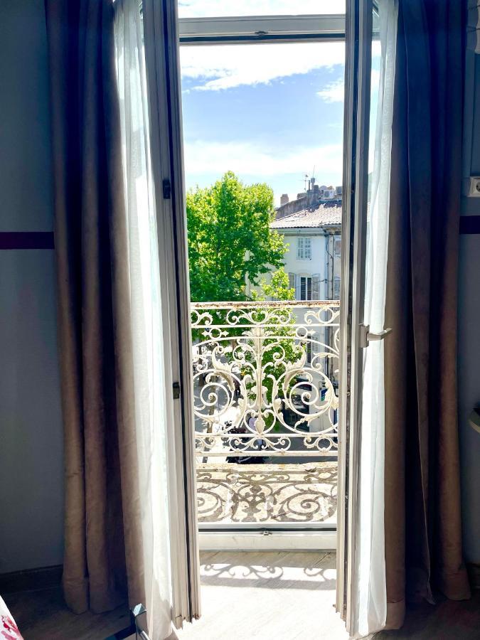 Grand Hotel De La Poste Salon-de-Provence Kültér fotó